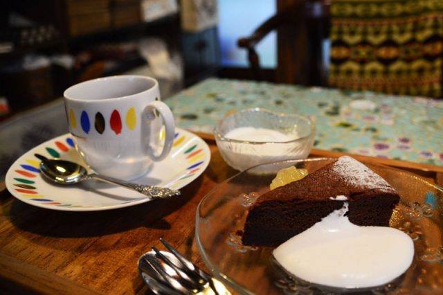 43303815_1907764825927467_8720026892243042304_n